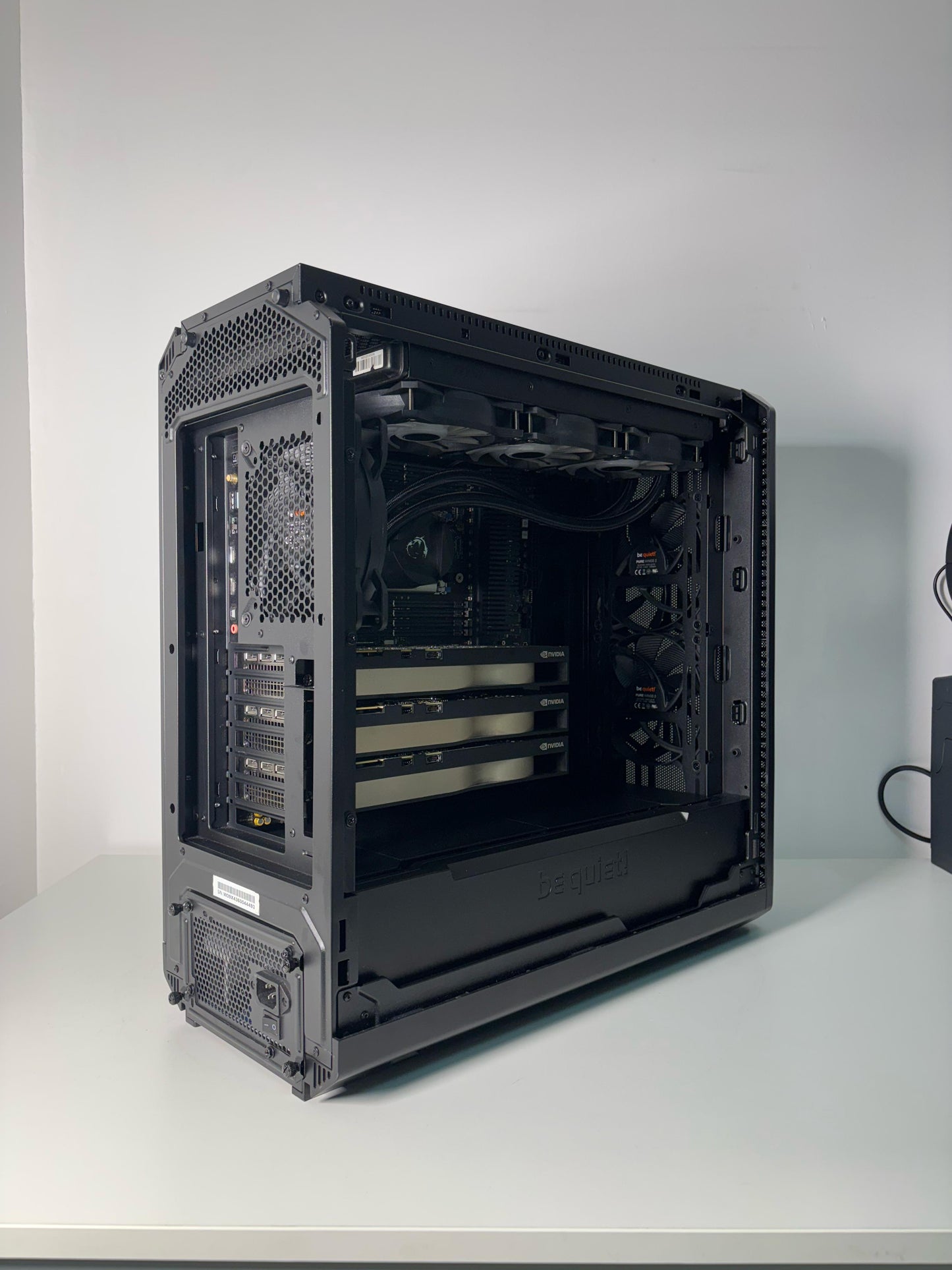 WORKSTATION 4xA5000 THREADRIPPER BLACK