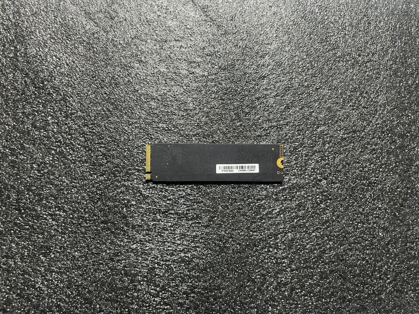 256 GB NVMe SSD-Festplatte