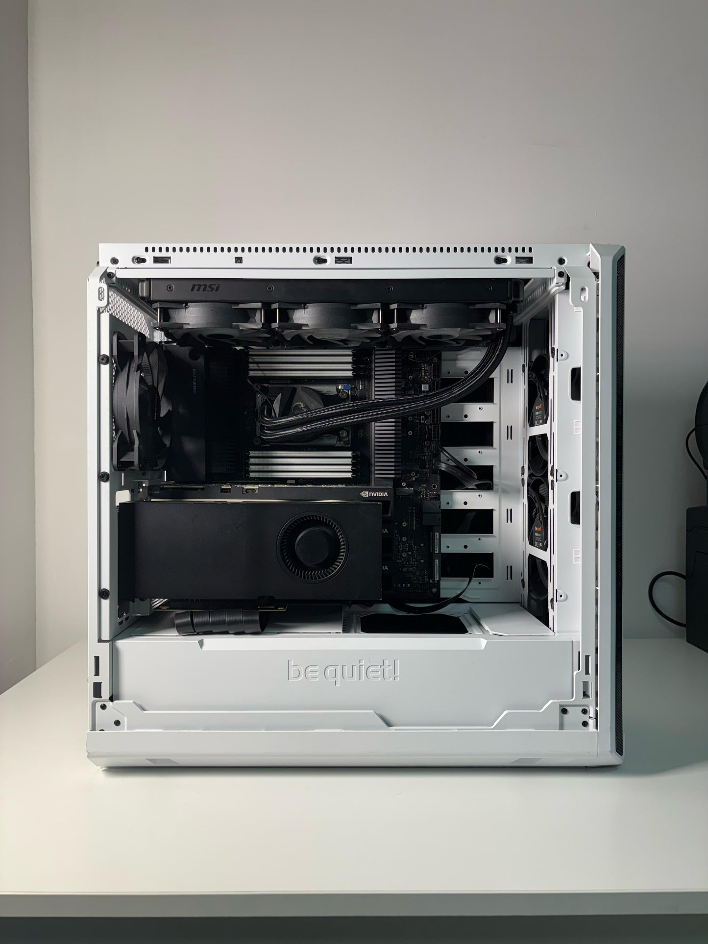 WORKSTATION 4xA5000 THREADRIPPER WHITE